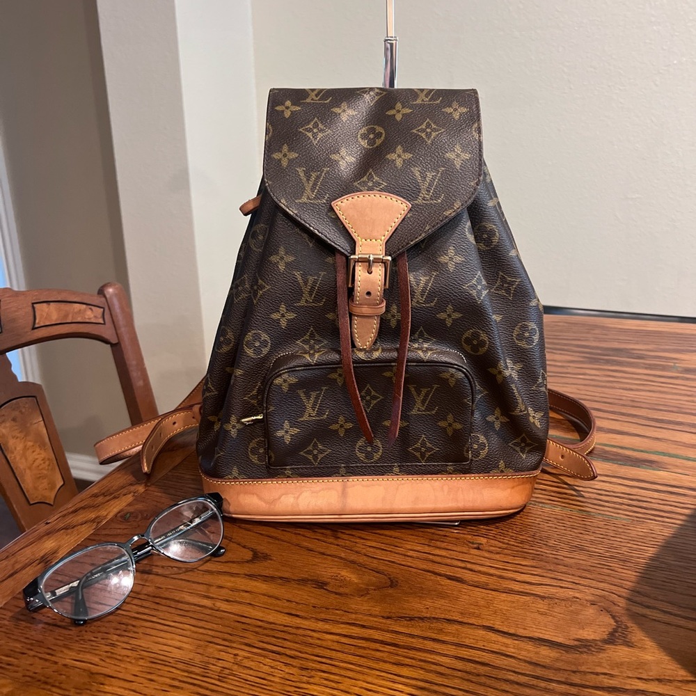 Louis Vuitton MM backpack